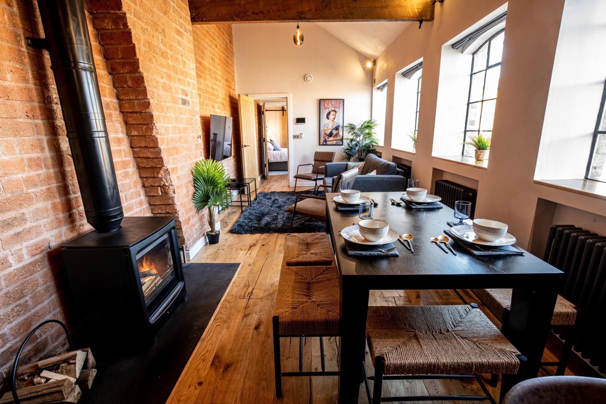 הוילה ברמינגהאם Vip 3Br Grade2 Luxurious Industrial House With Wood Fire, Electric Blinds And Big Cast Iron Windows In The Heart Of The Jq מראה חיצוני תמונה